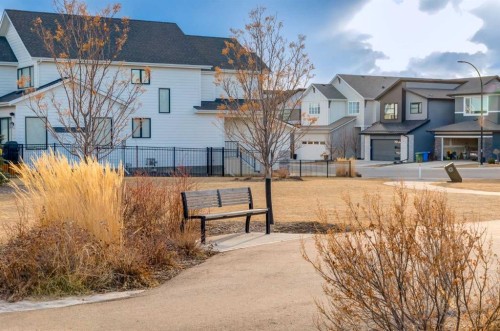 19 West Grove Place Sw, Calgary, AB - Outdoor