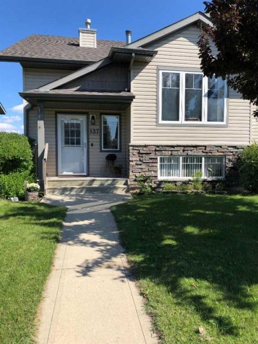 137 Jennings Crescent  Red Deer, AB T4P 4G4