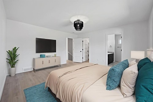 1514 25 Street, Didsbury, AB - Indoor Photo Showing Bedroom