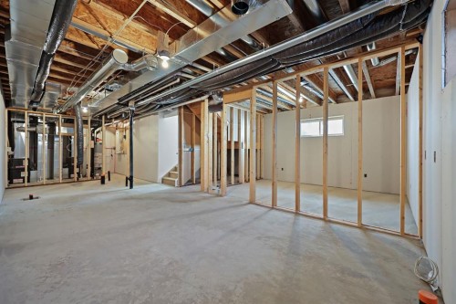 1514 25 Street, Didsbury, AB - Indoor Photo Showing Basement