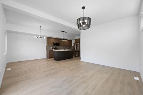 1514 25 Street, Didsbury, AB - Indoor Photo Showing Kitchen