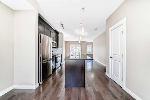 606 Skyview Point Place Ne, Calgary, AB - Indoor Photo Showing Other Room