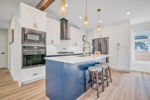 2003 Christie Road Nw, Calgary, AB - Indoor Photo Showing Kitchen With Upgraded Kitchen