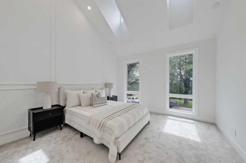 646 25 Avenue Nw, Calgary, AB - Indoor Photo Showing Bedroom