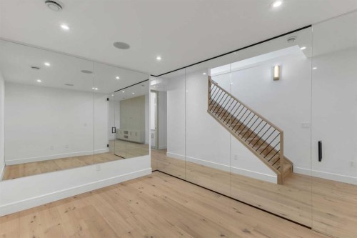 1741 48 Avenue Sw, Calgary, AB - Indoor Photo Showing Other Room