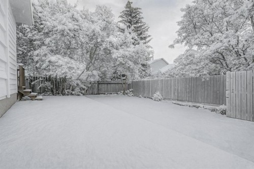 204 Hawkhill Way Nw, Calgary, AB - Outdoor