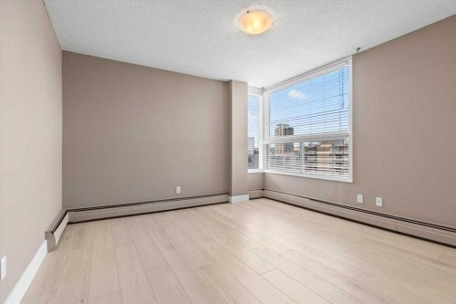 704-1123 13 Avenue Sw, Calgary, AB - Indoor Photo Showing Other Room
