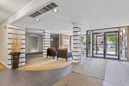 704-1123 13 Avenue Sw, Calgary, AB - Indoor Photo Showing Other Room