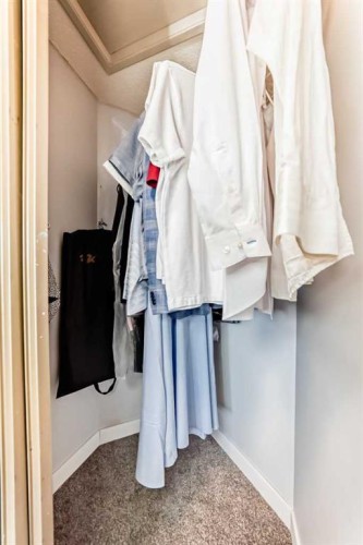 7 Martinview Crescent, Calgary, AB - Indoor With Storage