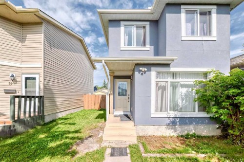 7 Martinview Crescent, Calgary, AB - Outdoor