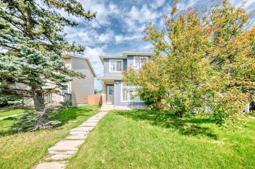 7 Martinview Crescent, Calgary, AB - Outdoor
