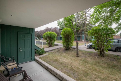 5107-315 Southampton Drive Sw, Calgary, AB - Outdoor With Exterior