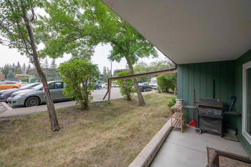 5107-315 Southampton Drive Sw, Calgary, AB - Outdoor