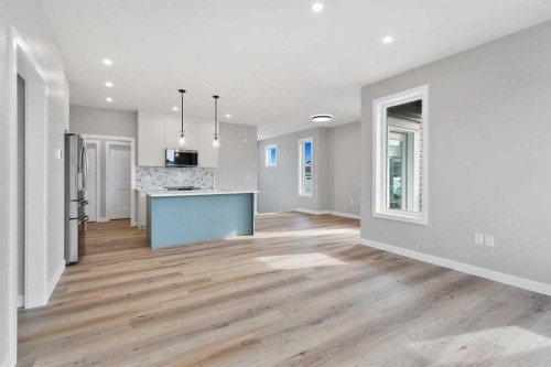 54 Vincent Crescent, Olds, AB - Indoor Photo Showing Kitchen With Upgraded Kitchen