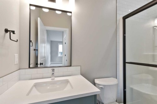 54 Vincent Crescent, Olds, AB - Indoor Photo Showing Bathroom