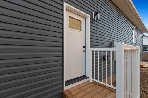 54 Vincent Crescent, Olds, AB - Outdoor With Exterior