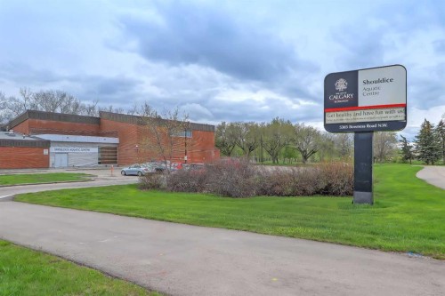 4711 19 Avenue Nw, Calgary, AB - Outdoor