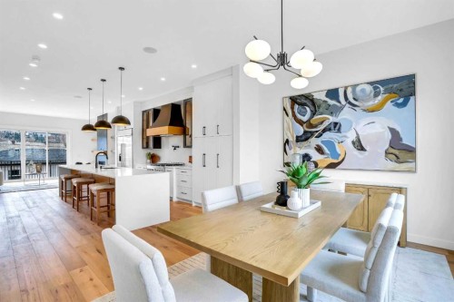 4711 19 Avenue Nw, Calgary, AB - Indoor Photo Showing Dining Room