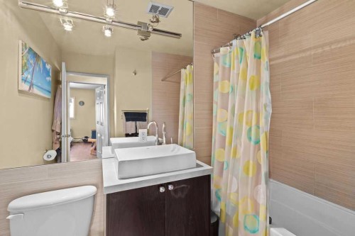 404-1811 18A Street Sw, Calgary, AB - Indoor Photo Showing Bathroom