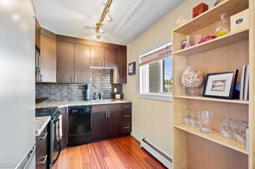 404-1811 18A Street Sw, Calgary, AB - Indoor Photo Showing Kitchen