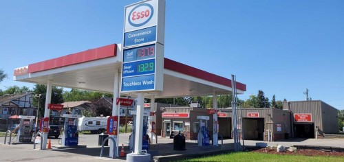 2404 68 Avenue, Calgary, AB 