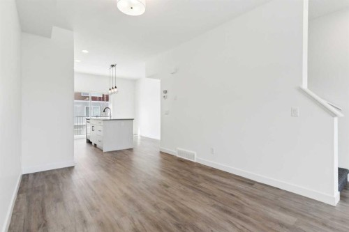 703-24 Rivercrest Drive, Cochrane, AB - Indoor