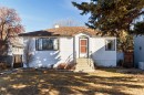 2820 Parkdale Boulevard Nw, Calgary, AB  - Outdoor 