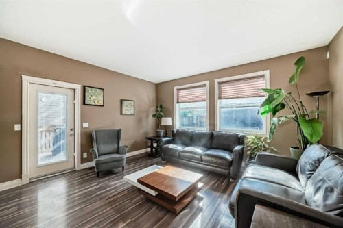 97 Auburn Glen Drive Se, Calgary, AB - Indoor Photo Showing Living Room