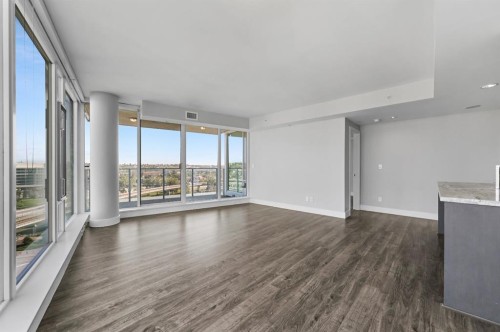1102-519 Riverfront Avenue Se, Calgary, AB - Indoor
