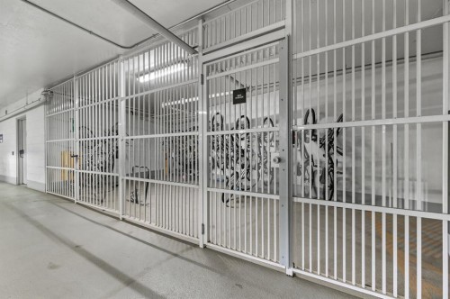 1102-519 Riverfront Avenue Se, Calgary, AB - Indoor Photo Showing Other Room