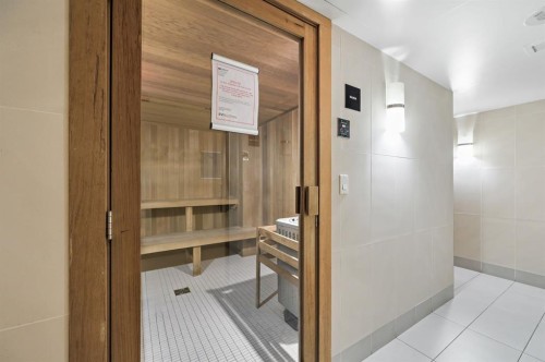 1102-519 Riverfront Avenue Se, Calgary, AB - Indoor Photo Showing Other Room