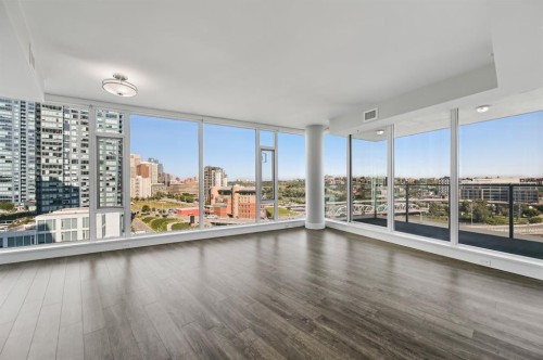 1102-519 Riverfront Avenue Se, Calgary, AB - Indoor Photo Showing Living Room