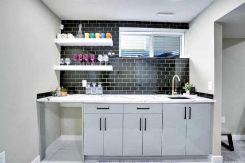 140 Saddlehorn Crescent Ne, Calgary, AB - Indoor