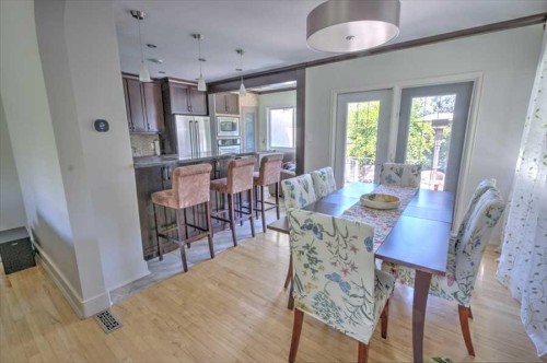 1604 Scotland Street Sw, Calgary, AB - Indoor Photo Showing Dining Room