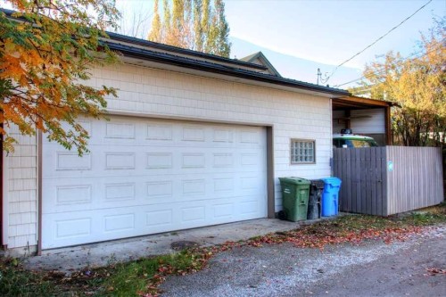 1604 Scotland Street Sw, Calgary, AB - Outdoor With Exterior