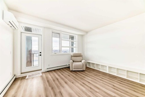 2409-55 Lucas Way Nw, Calgary, AB - Indoor Photo Showing Other Room