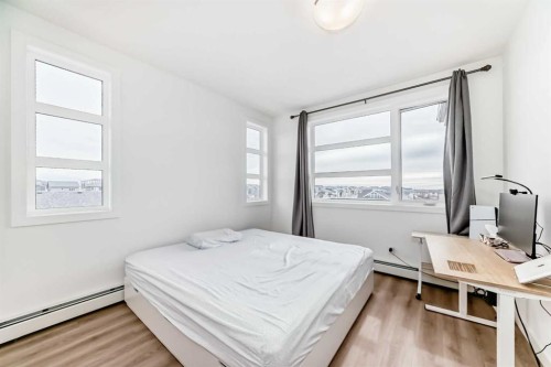 2409-55 Lucas Way Nw, Calgary, AB - Indoor Photo Showing Bedroom