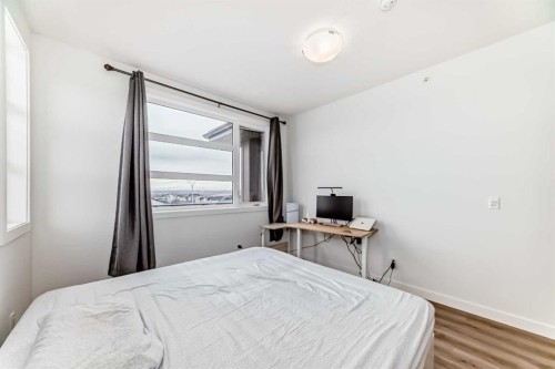 2409-55 Lucas Way Nw, Calgary, AB - Indoor Photo Showing Bedroom