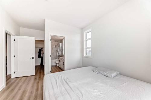 2409-55 Lucas Way Nw, Calgary, AB - Indoor Photo Showing Bedroom