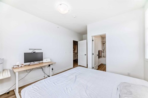 2409-55 Lucas Way Nw, Calgary, AB - Indoor Photo Showing Bedroom