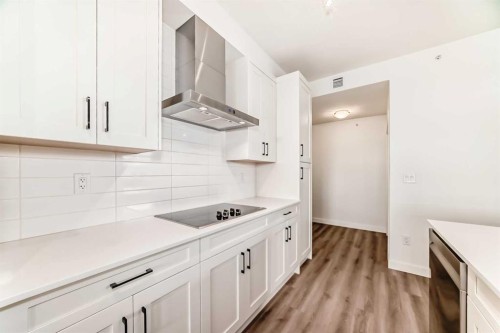 2409-55 Lucas Way Nw, Calgary, AB - Indoor Photo Showing Kitchen With Upgraded Kitchen