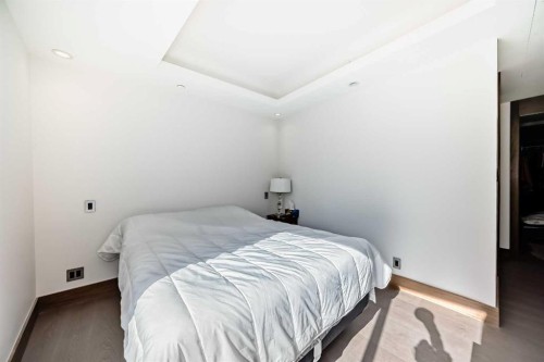 302-738 1 Avenue Sw, Calgary, AB - Indoor Photo Showing Bedroom
