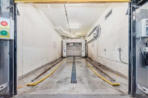 302-738 1 Avenue Sw, Calgary, AB - Indoor