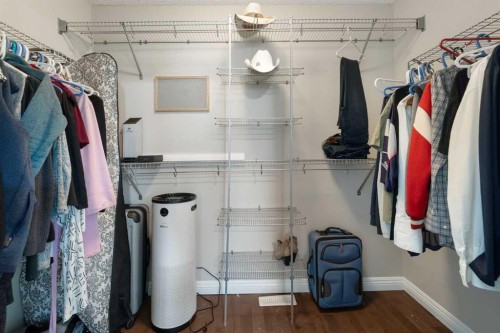 29 Sunset Close, Cochrane, AB - Indoor With Storage