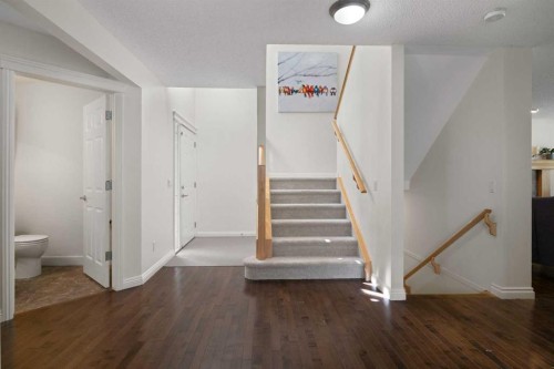 29 Sunset Close, Cochrane, AB - Indoor Photo Showing Other Room