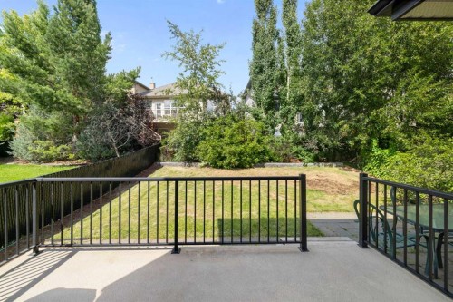 29 Sunset Close, Cochrane, AB - Outdoor