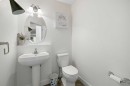 29 Sunset Close, Cochrane, AB  - Indoor Photo Showing Bathroom 