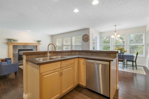 29 Sunset Close, Cochrane, AB - Indoor Photo Showing Kitchen With Double Sink