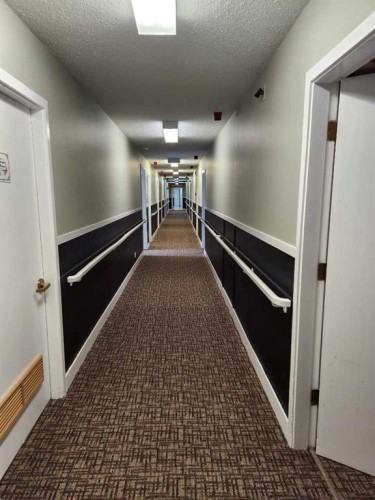 5430 51A Street, Bashaw, AB 