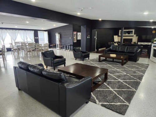 5430 51A Street, Bashaw, AB 